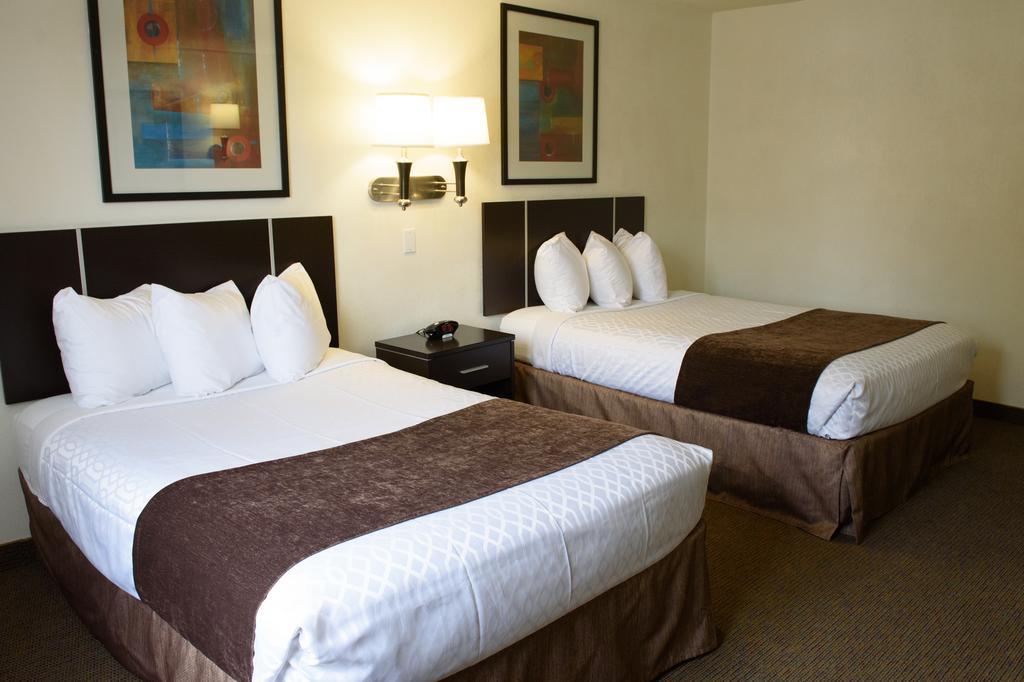 Americas Best Value Inn New Paltz Buitenkant foto