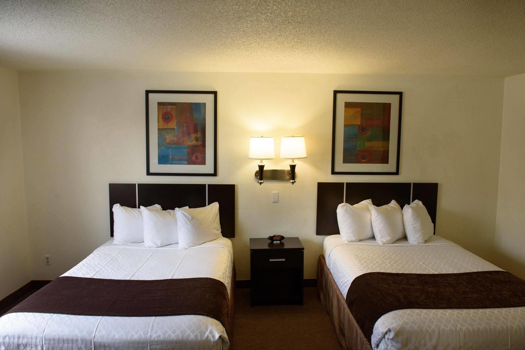 Americas Best Value Inn New Paltz Buitenkant foto